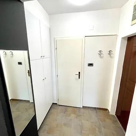 Urban 2 - For Modern Nomads * Skopje