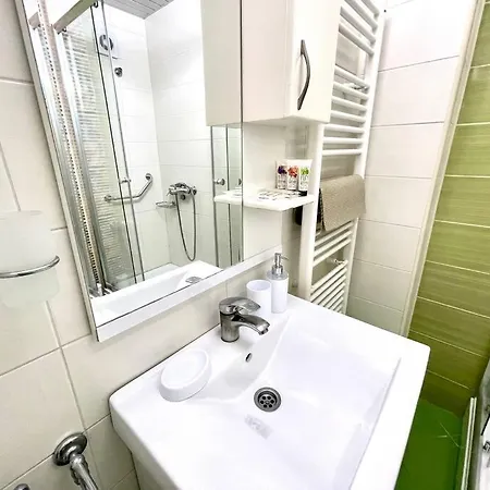 Urban 2 - For Modern Nomads Skopje